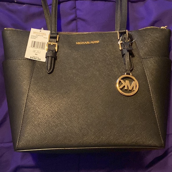Michael Kors Purses - Picture 10 of 11